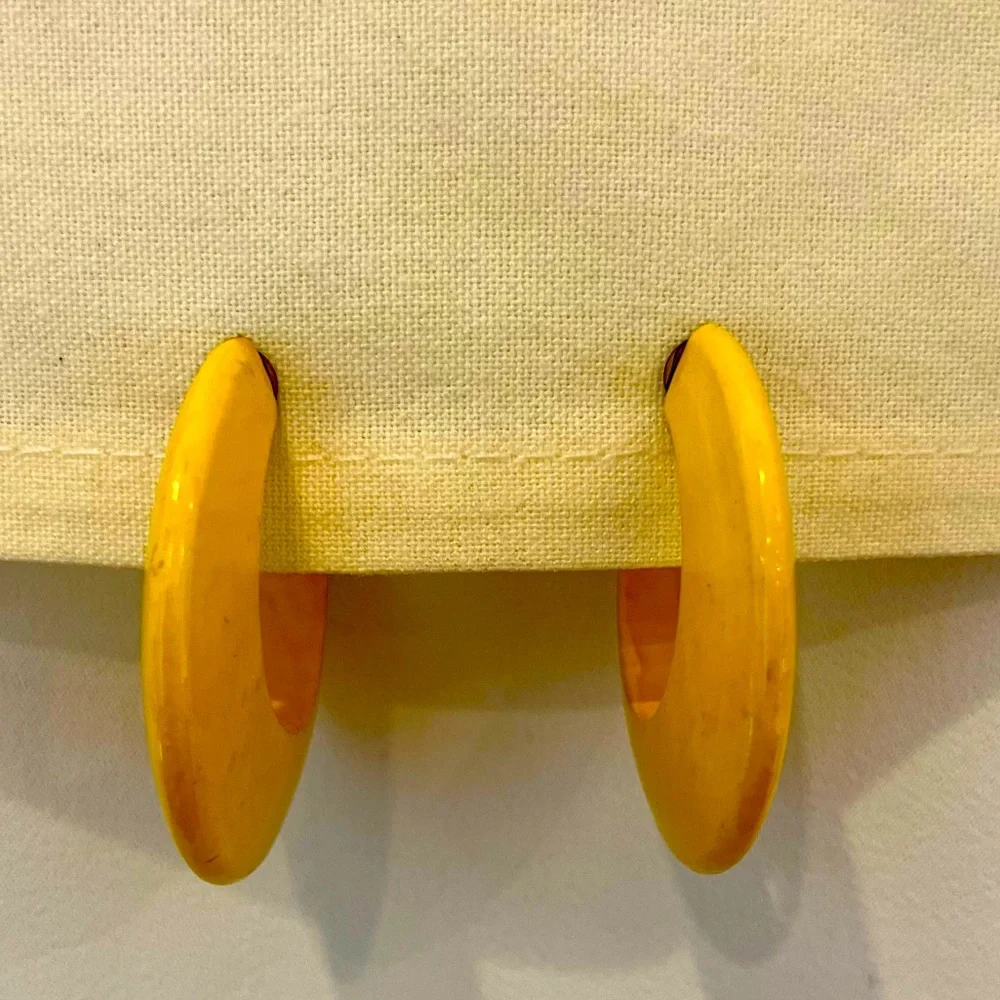 Vintage Wooden Yellow Hoop Earrings - Picture 8 of 16